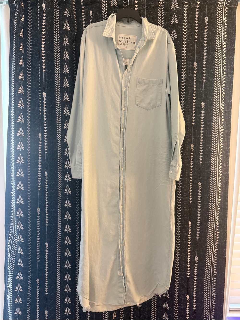 Frank & Eileen Pale Blue Rory Size L